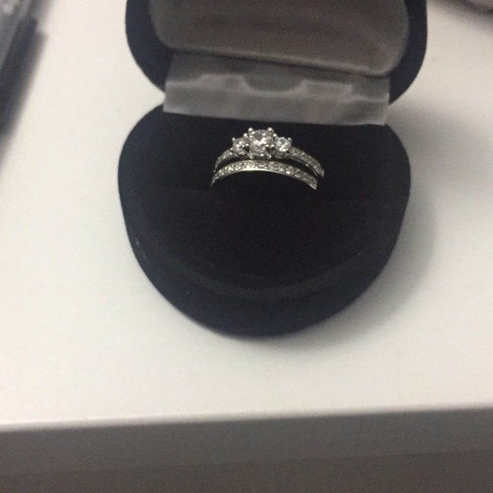 Size 4.5 ring